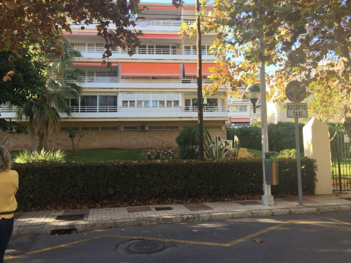 Appartamento Apartamento La Carihuela - Urb. Eurosol Torremolinos Esterno foto