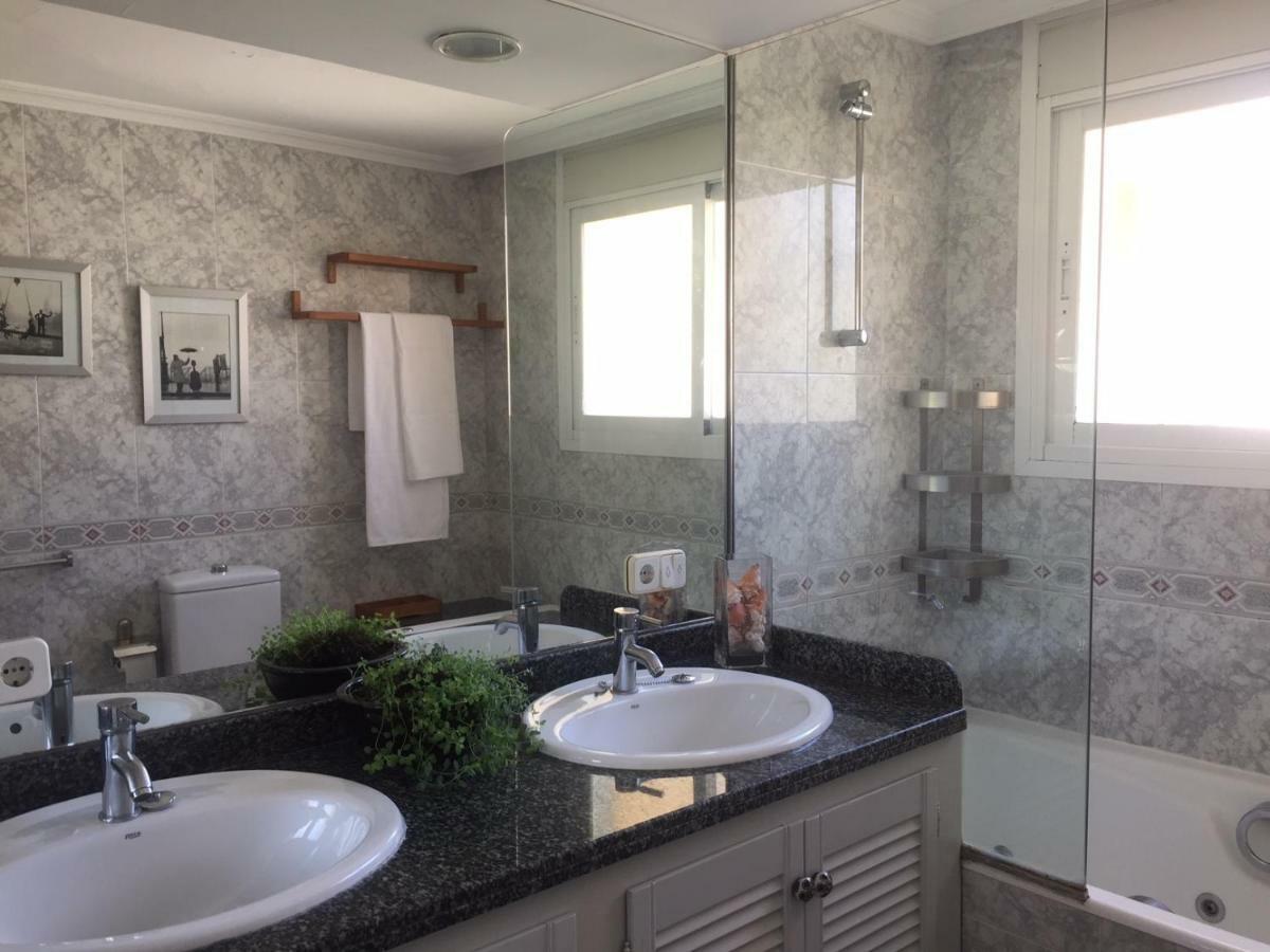 Appartamento Apartamento La Carihuela - Urb. Eurosol Torremolinos Esterno foto